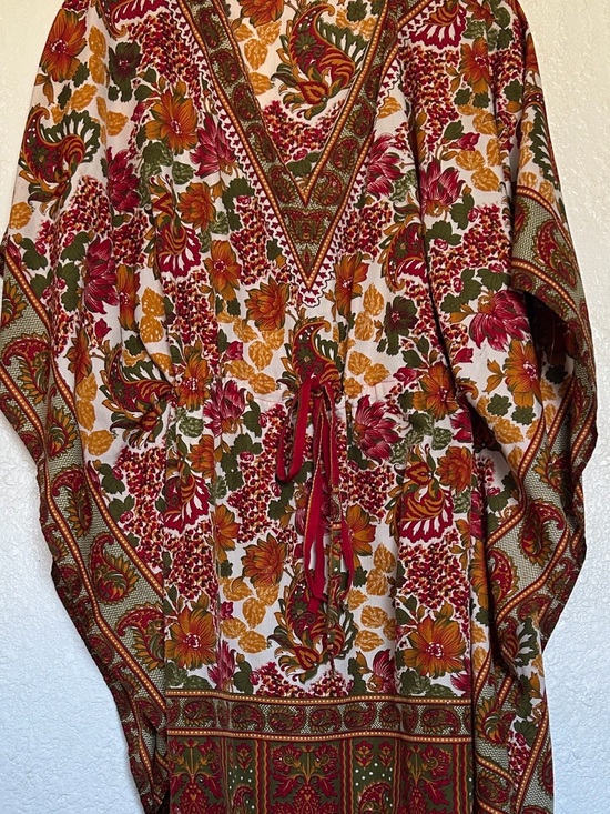 DIANA Tops - TUNIC TOP Caftan red and green floral print